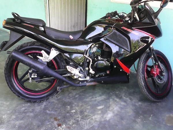 Vendo moto 200rt -14