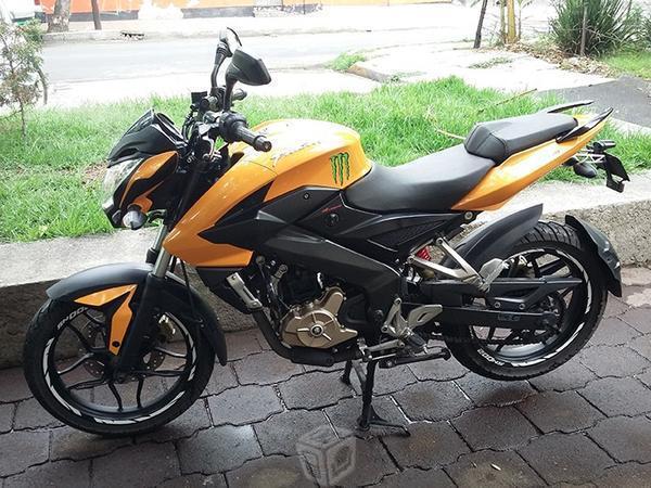 Bajaj Pulsar 200NS *Único dueño -14