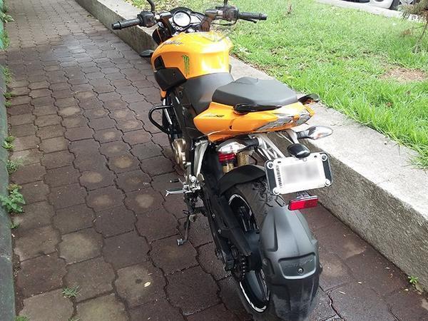 Bajaj Pulsar 200NS *Único dueño -14