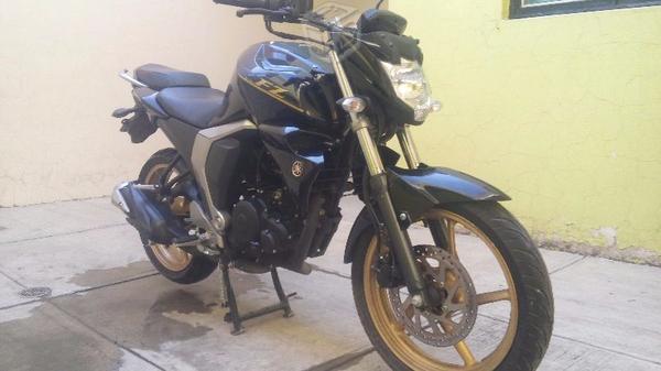 BONITA YAMAHA FZ VERCION 2.0,TODO PAGADO -16