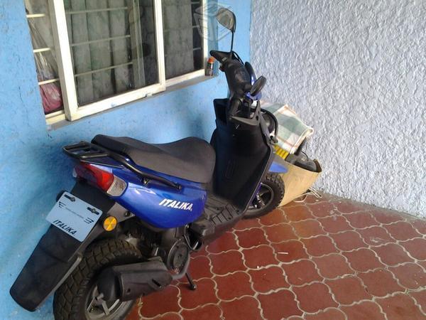 Se vende Motocicleta Italika