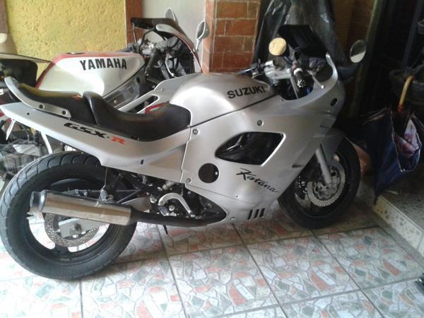 Suzuki katana 650 cambio -94