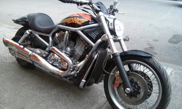 Harley Davidson Vroad -09