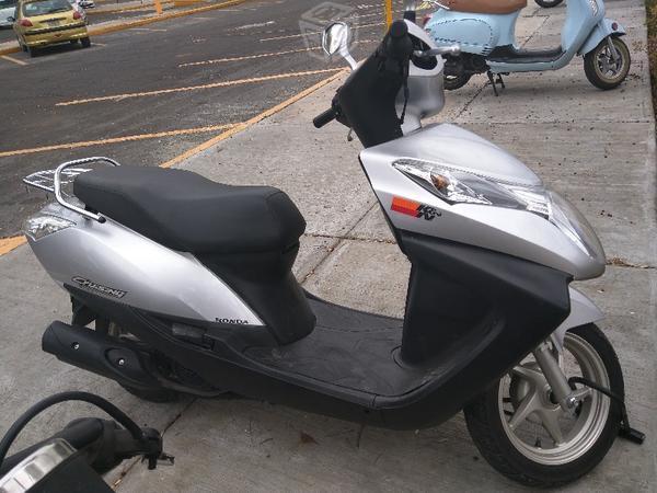 Honda 125cc Scooter -13
