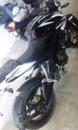 Pulsar seminueva -14