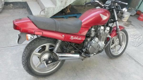 Bonita y clàsica motocicleta en venta -93