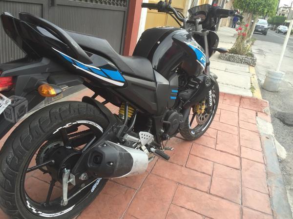 Bonita Yamaha Fz 16 -15