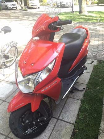 Motoneta Honda Dio -13