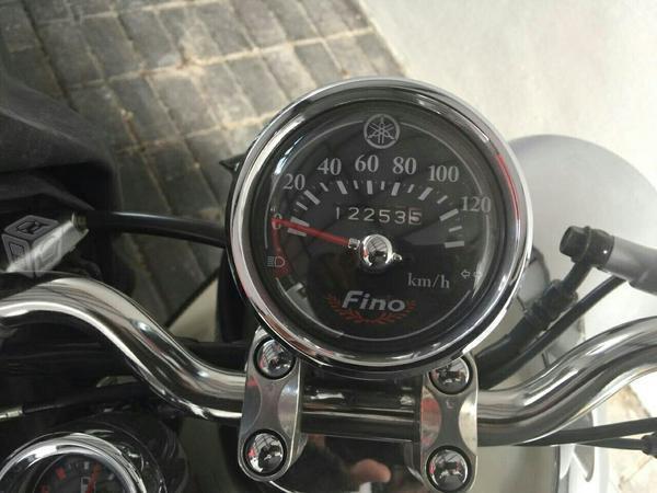 Moto Yamaha Fino