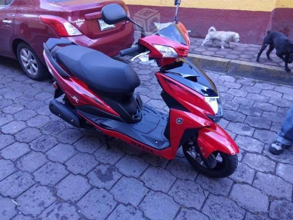 Motoneta scooter cygnus ZR -16