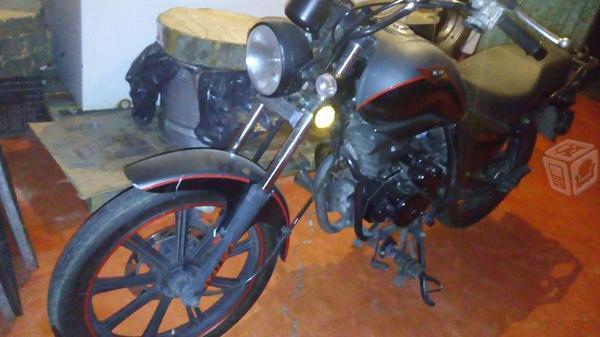 V/C Moto chopper italika 150rc -15