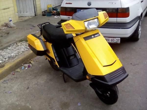 Motoneta Honda elite -01