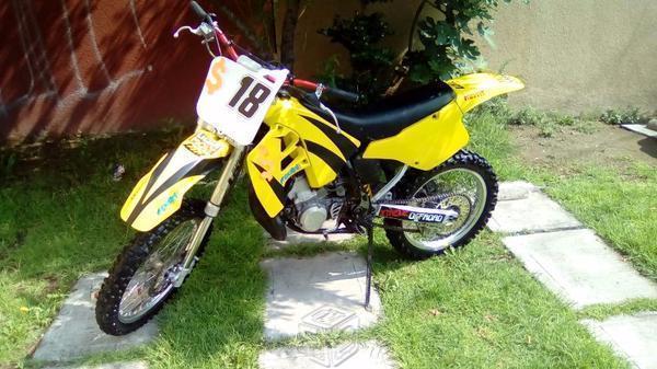 Suzuki RM 250 -90