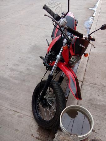 Se vende moto -14