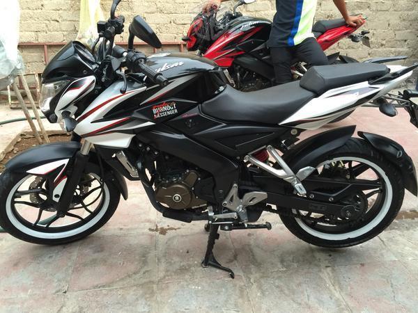 Pulsar 200 -15