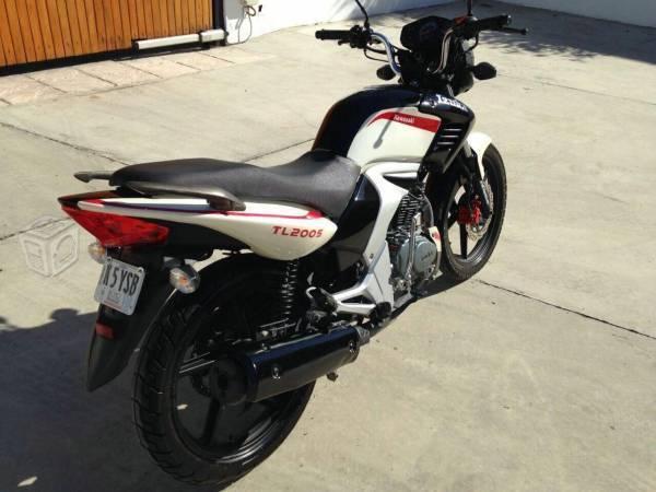 Vendo moto -13