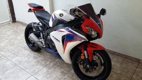 Moto Honda CBR1000RR -08