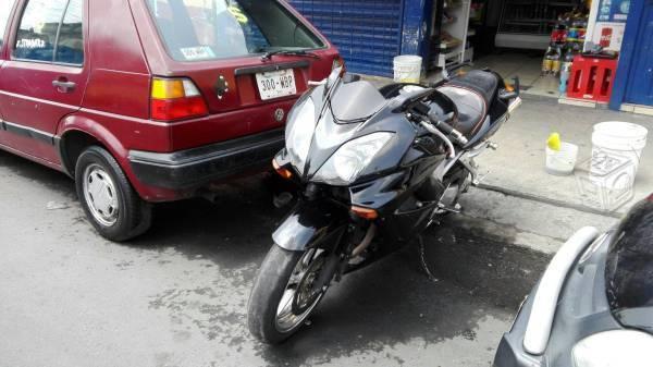 Honda vfr 800 -04