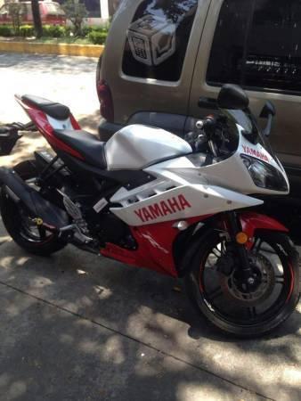 Yamaha r15 -14