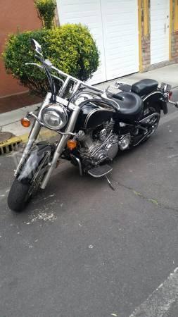 Moto Yamaha rod estar 1600cc