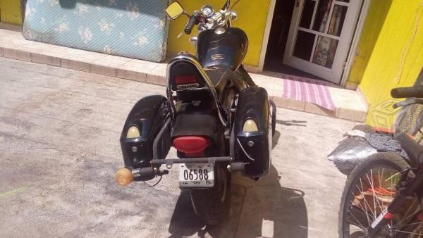 Motocicleta Dinamo 150c.c -10