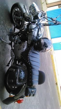 Motocicleta revelian -09