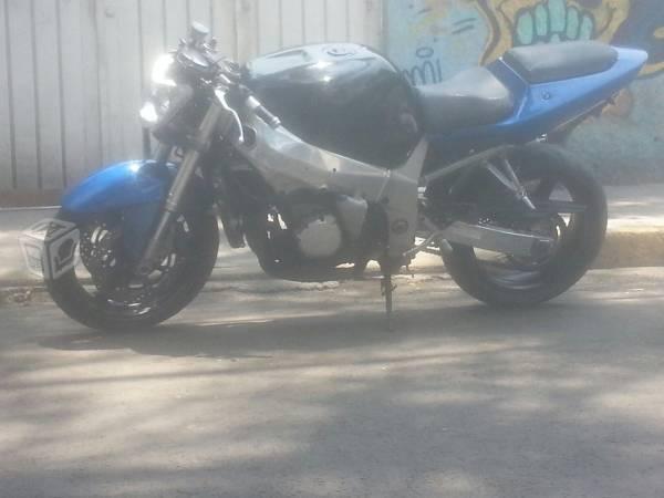 Suzuki gsx 600cc solo efectivo -03