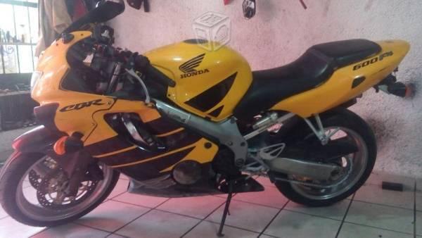 Cbr 600 f4 -00