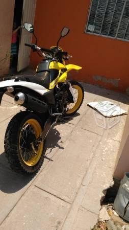 Moto Dm 150 solo 16000 km. Ninguna falla