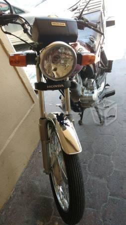 Moto Honda 125 -14