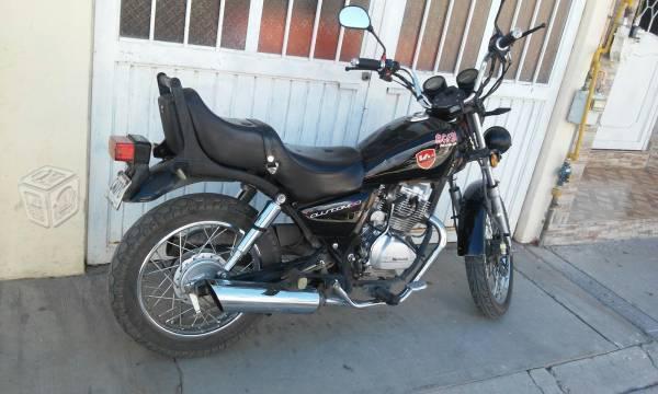 Vendo moto 15 a tratar -15