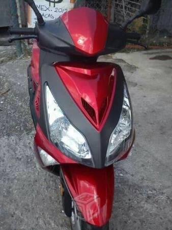 Vendo moto italika -14