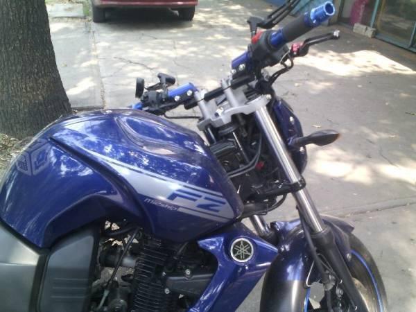 Yamaha FZ 150 EXCELENTE -14