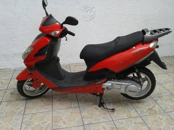 Motoneta Italika DS 150cc -12