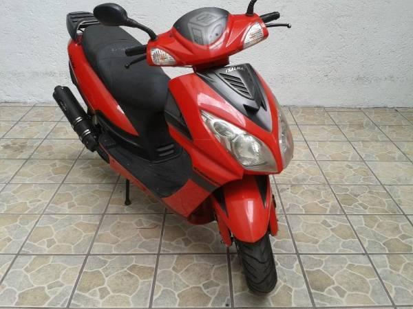 Motoneta Italika DS 150cc -12