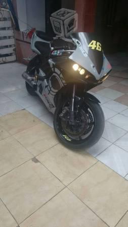 Yamaha R6 -05