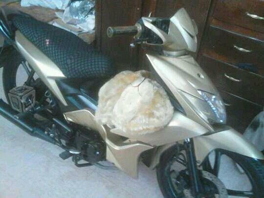 Vendo moto italika -15