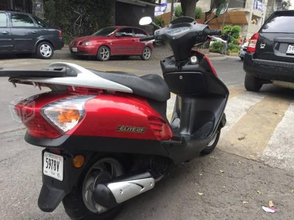 Preciosa Honda Elite 125 -09