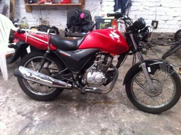 Se vende honda cargo 150 cc -12