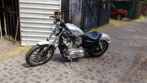 Sportster 883 -04