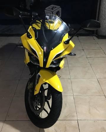 Bajaj Pulsar RS200 senueva -16