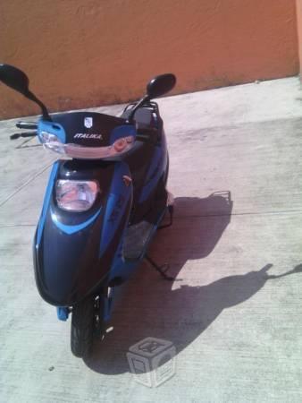 Motoneta italika 125cc nueva -16