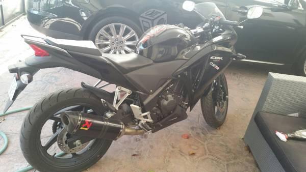 Honda cbr250