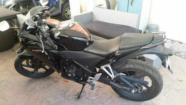 Honda cbr250