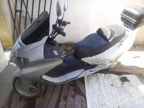 SL250 Scooter Grande -08