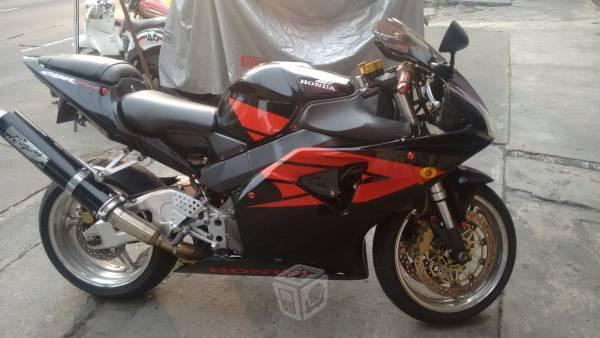 Honda rr 954 excelente -02