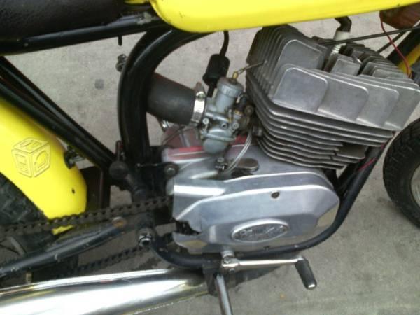 Moto clásica 125 -79