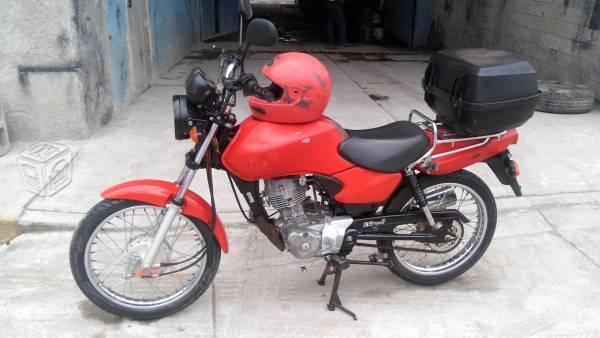 Bonita honda cargo 125 enterita -08