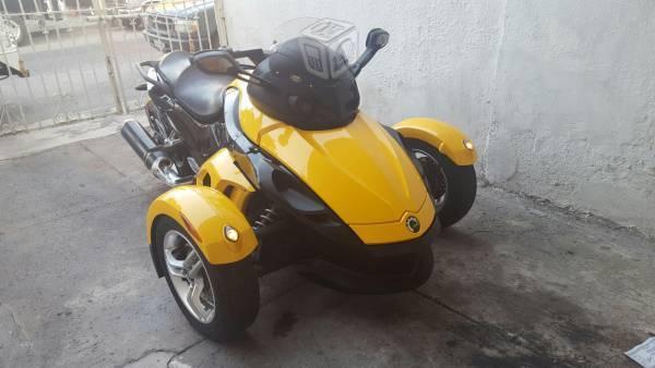 Can am spyder como nueva -08