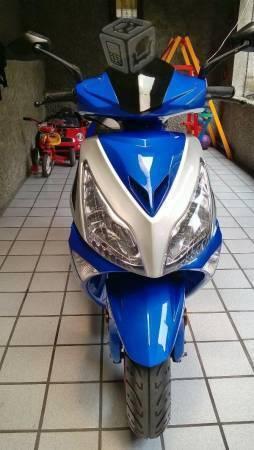 Motoneta Qlink 150cc -13